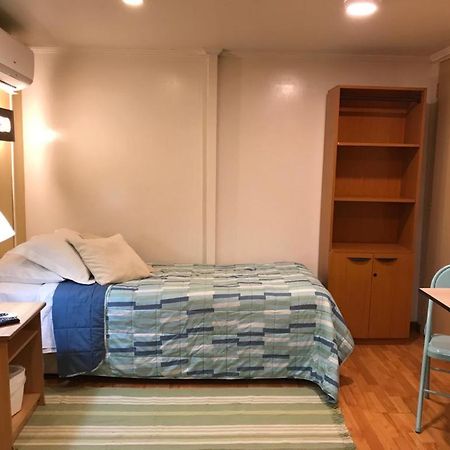 Hostal Las Condes Familiar サンティアゴ エクステリア 写真